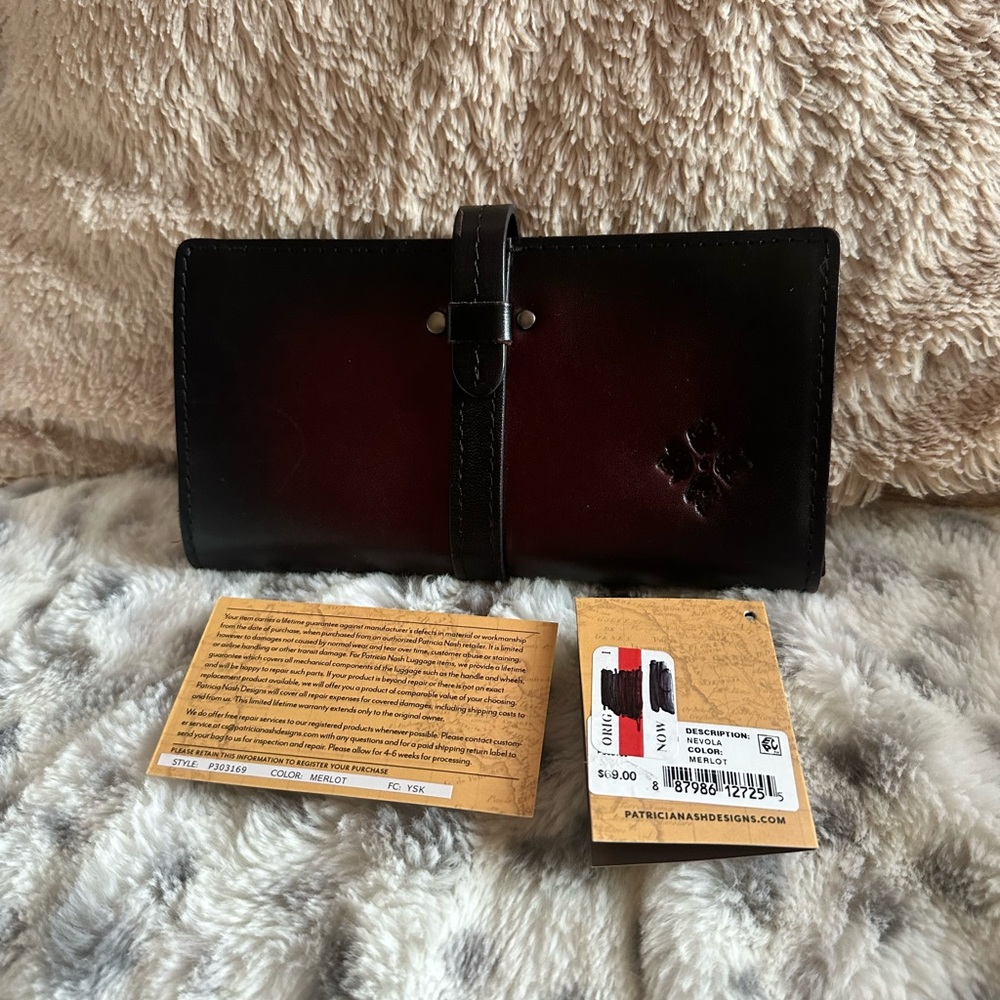 Patricia Nash leather Nevola wallet (Merlot)